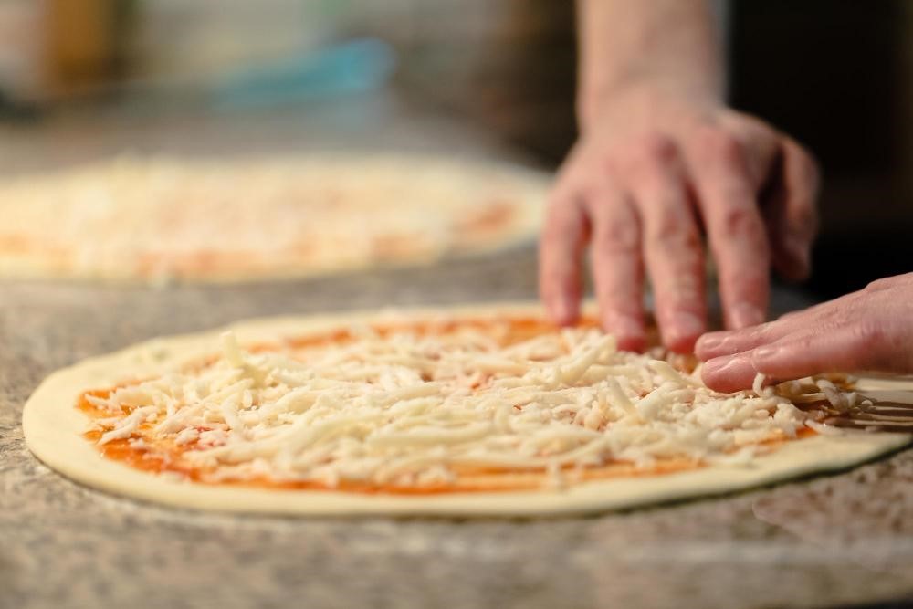 Making a pizza